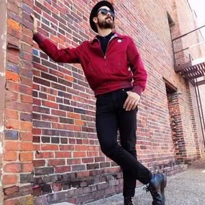 Meet your Posher, Jay